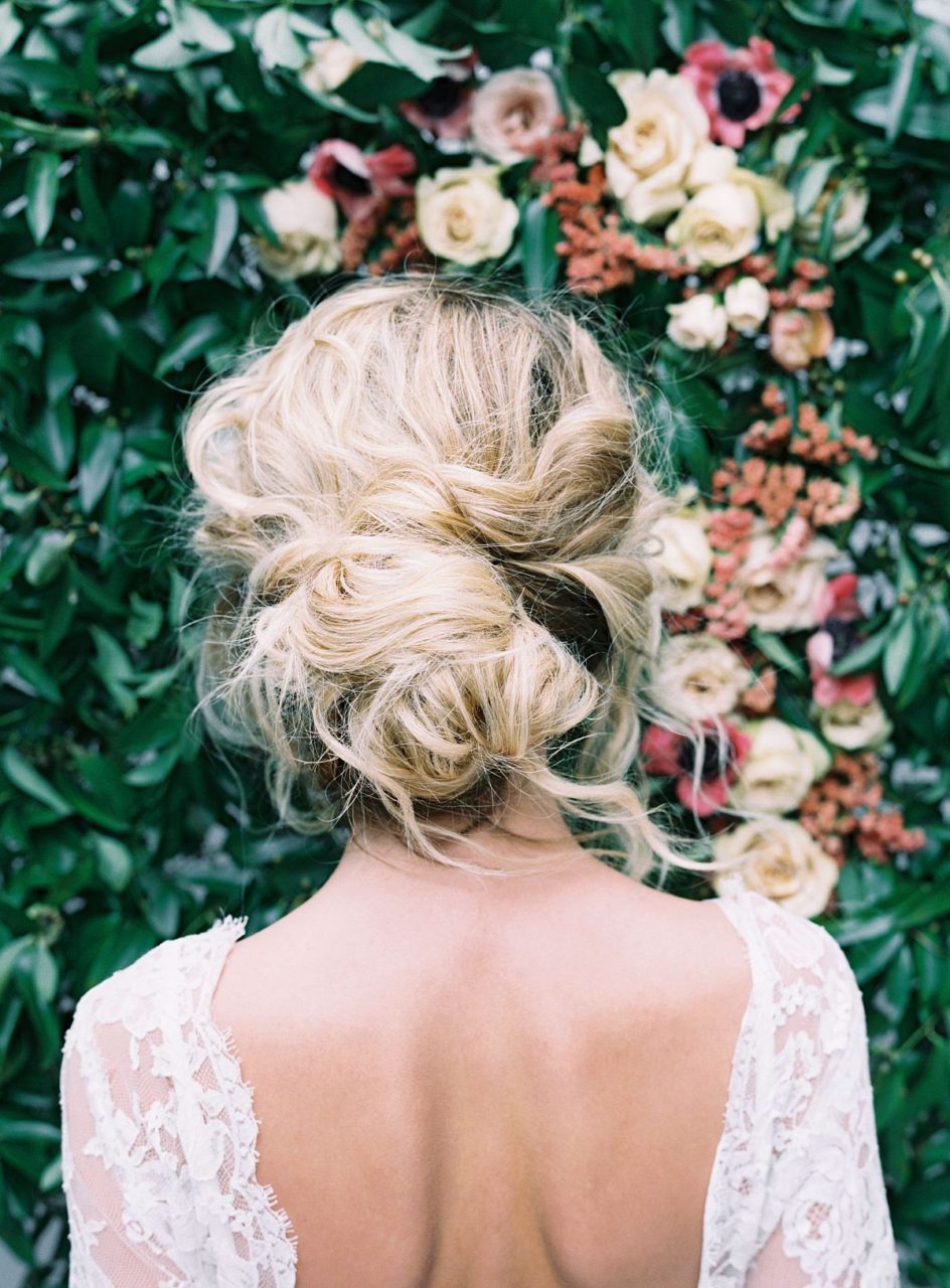 18 Super Romantic Relaxed Summer Wedding Hairstyles Weddingsonline