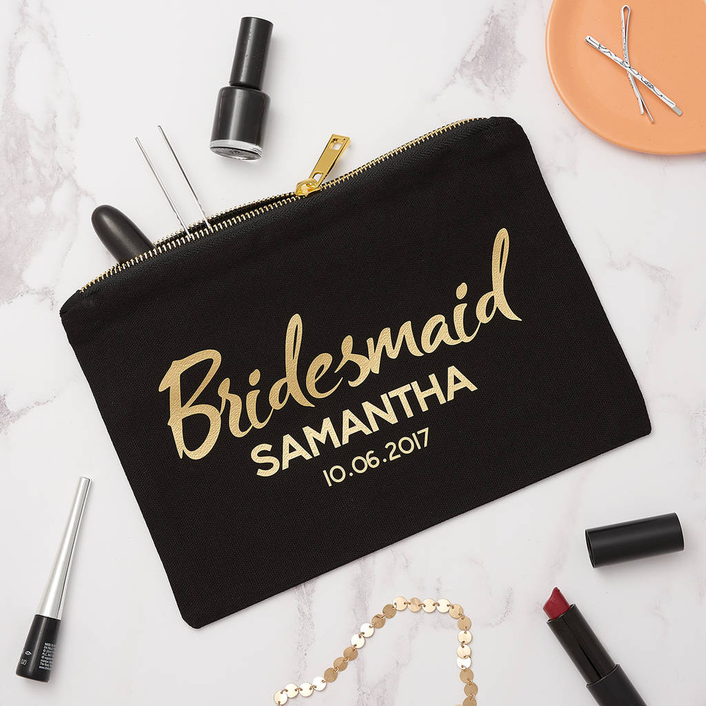 10 Pretty Personalised Makeup Bags Your Bridesmaids will Love 